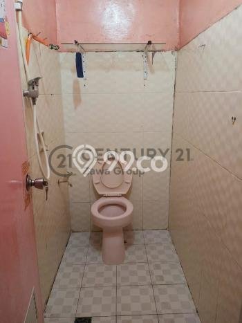 Cocok Untuk Investasi! For Sale Kost di Tanjung Duren 63 Kamar Cocok Untuk Investasi! For Sale Kost di Tanjung Duren 63 Kamar