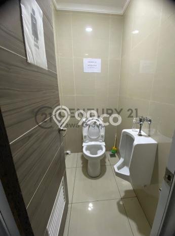 Kantor Lokasi Strategis di , Luas 162m2m², Pusat Niaga Kantor Lokasi Strategis di , Luas 162m2m², Pusat Niaga