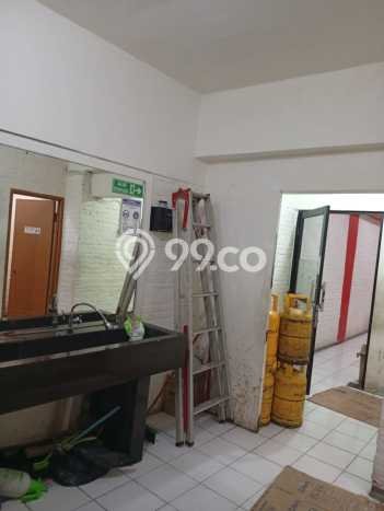 Ruko Dijual di Jakarta Barat LT 144m2 & LB 144m2 Lokasi Terbaik! Ruko Dijual di Jakarta Barat LT 144m2 & LB 144m2 Lokasi Terbaik!