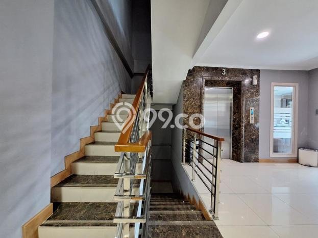Komersial Komersial Dijual di Kemayoran Jakarta Pusat LT 425m2 & LB 1152m2 Komersial Komersial Dijual di Kemayoran Jakarta Pusat LT 425m2 & LB 1152m2