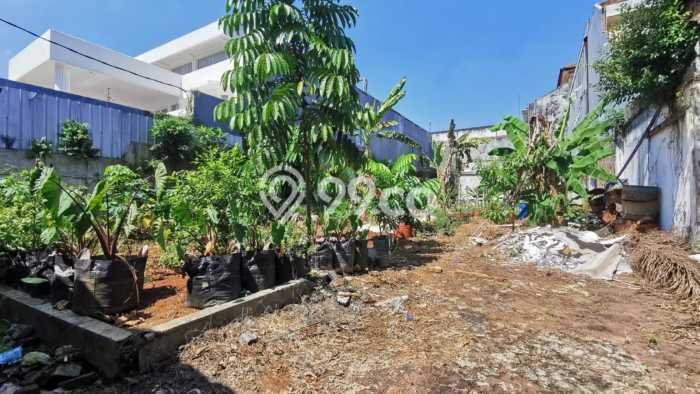 Jarang Ada! Tanah di Menteng Punya Luas 569m2 SHM Jarang Ada! Tanah di Menteng Punya Luas 569m2 SHM