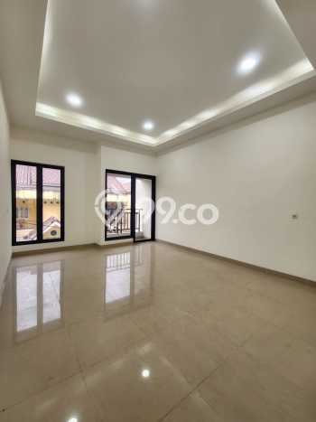 Dijual Rumah Mewah Elegan Dengan View Cantik di Duri Kepa, Jakarta Barat Dijual Rumah Mewah Elegan Dengan View Cantik di Duri Kepa, Jakarta Barat