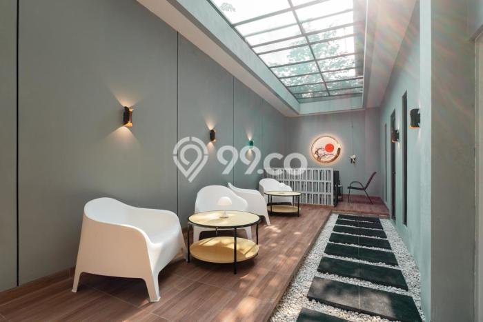 Jual Rumah Mewah Elegan Dengan View Cantik di Jelambar, Jakarta Barat Jual Rumah Mewah Elegan Dengan View Cantik di Jelambar, Jakarta Barat