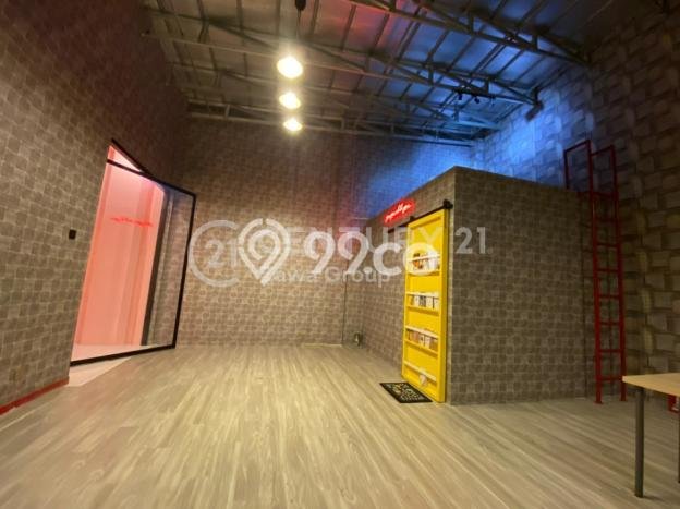 Hunian Elit LB 290m2 Siap Pakai Desain Elegan di Petukangan, Jakarta Selatan Hunian Elit LB 290m2 Siap Pakai Desain Elegan di Petukangan, Jakarta Selatan