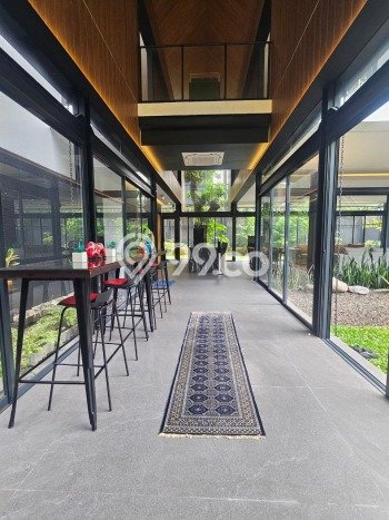 Hunian Eksklusif Siap Huni LT 700m2 di Kebayoran Baru, Jakarta Selatan Hunian Eksklusif Siap Huni LT 700m2 di Kebayoran Baru, Jakarta Selatan