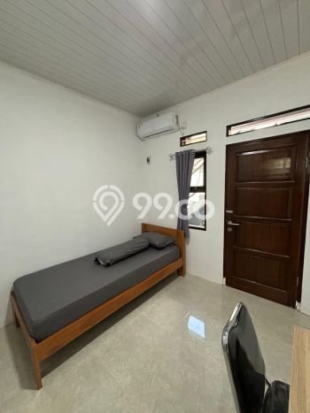 Dijual Rumah Kost di Jatinangor, Bandung, 9 KT, 9 KM, Bangunan 200m2 Dijual Rumah Kost di Jatinangor, Bandung, 9 KT, 9 KM, Bangunan 200m2