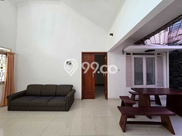 For Sale Hunian Rumah Terawat 2 KT di Kota Baru Parahyangan, Bandung For Sale Hunian Rumah Terawat 2 KT di Kota Baru Parahyangan, Bandung