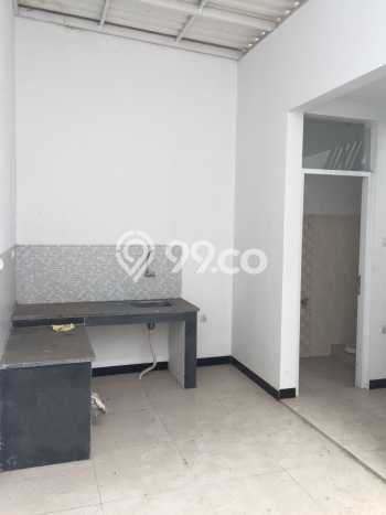 Rumah Strategis di Taman Kopo Indah, 3 KT, Area Tenang, LT 108m² Bangunan 132m² Rumah Strategis di Taman Kopo Indah, 3 KT, Area Tenang, LT 108m² Bangunan 132m²