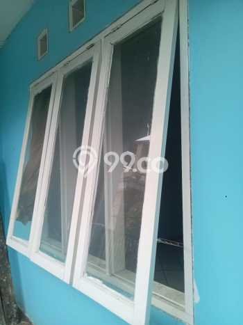 Rumah Kost Dijual di Kiaracondong, Bandung dengan 21 Kamar Tidur, 8 Kamar Mandi Rumah Kost Dijual di Kiaracondong, Bandung dengan 21 Kamar Tidur, 8 Kamar Mandi