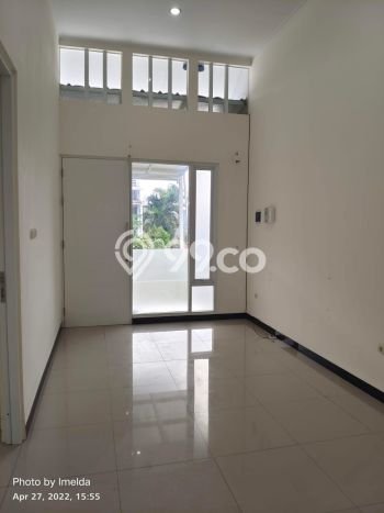 Rumah Modern 2 Kamar LT 114m2 di Taman Kopo Indah Rumah Modern 2 Kamar LT 114m2 di Taman Kopo Indah