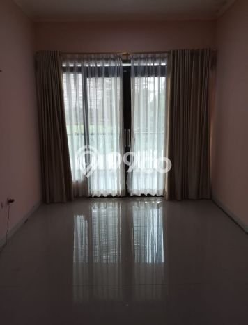 Dijual Rumah 3 Kamar Lokasi Ideal Bagus dan Strategis di Arcamanik Dijual Rumah 3 Kamar Lokasi Ideal Bagus dan Strategis di Arcamanik