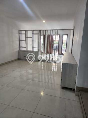 Rumah Eksklusif Siap Huni LT 138m2 di Regol, Bandung Rumah Eksklusif Siap Huni LT 138m2 di Regol, Bandung