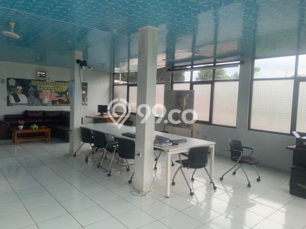 Rumah Kost untuk Dijual di Jatinangor Punya 9 Kamar Rumah Kost untuk Dijual di Jatinangor Punya 9 Kamar