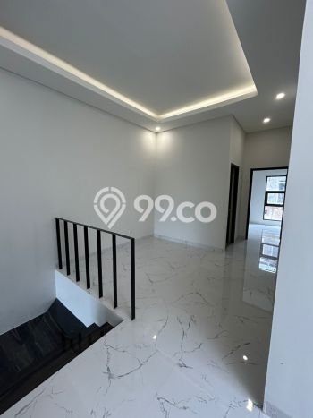For Sale! Luxury House LT 134m2 Desain Modern di Turangga For Sale! Luxury House LT 134m2 Desain Modern di Turangga