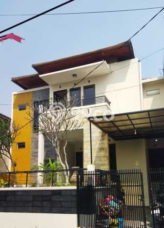Jual Rumah Luas Elegan Dengan View Cantik di Cigadung, Bandung Jual Rumah Luas Elegan Dengan View Cantik di Cigadung, Bandung