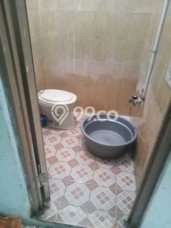 Rumah Kost Dijual di Kiaracondong, Bandung dengan 21 Kamar Tidur, 8 Kamar Mandi Rumah Kost Dijual di Kiaracondong, Bandung dengan 21 Kamar Tidur, 8 Kamar Mandi