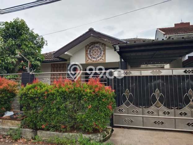 Jual Rumah Favorit Siap Huni LB 150m2 di Arcamanik, Bandung Jual Rumah Favorit Siap Huni LB 150m2 di Arcamanik, Bandung