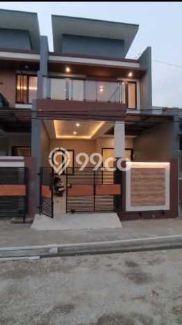 Jual Rumah Bagus Siap Huni LB 131m2 di Arcamanik, Bandung Jual Rumah Bagus Siap Huni LB 131m2 di Arcamanik, Bandung