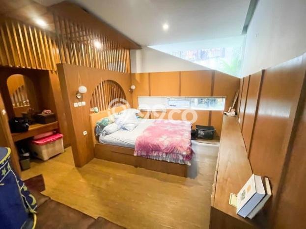 Rumah Elit LB 420m2 Siap Pakai Desain Elegan di Cimahi, Bandung Rumah Elit LB 420m2 Siap Pakai Desain Elegan di Cimahi, Bandung