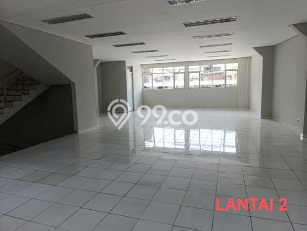 Ruko Disewa di Bandung dengan LB 750m2 Area Komersial Ramai Ruko Disewa di Bandung dengan LB 750m2 Area Komersial Ramai