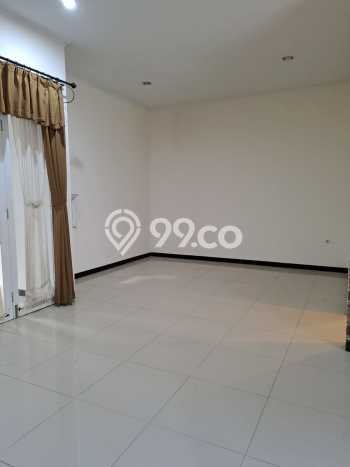 Jarang Ada! Rumah Kontrakan 3 Kamar Bagus Siap Huni Taman Kopo Indah Jarang Ada! Rumah Kontrakan 3 Kamar Bagus Siap Huni Taman Kopo Indah