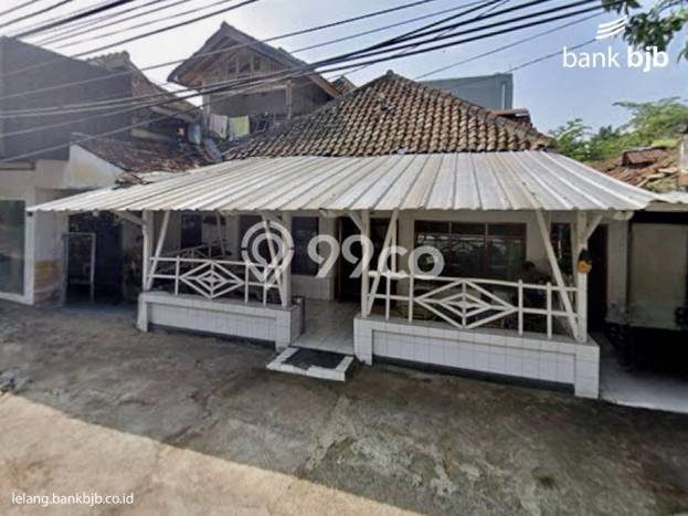 Rumah Luxury Modern Tanpa Renovasi di Sumurbandung Bandung Rumah Luxury Modern Tanpa Renovasi di Sumurbandung Bandung