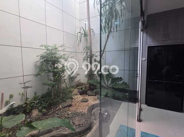 Jual Rumah Luas Megah Dengan View Eksklusif di Taman Kopo Indah, Bandung Jual Rumah Luas Megah Dengan View Eksklusif di Taman Kopo Indah, Bandung