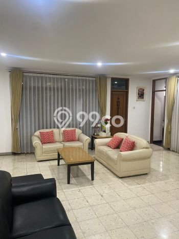 Ready to Use! Luxury House LT 686m2 Desain Elegan di Pasteur Ready to Use! Luxury House LT 686m2 Desain Elegan di Pasteur