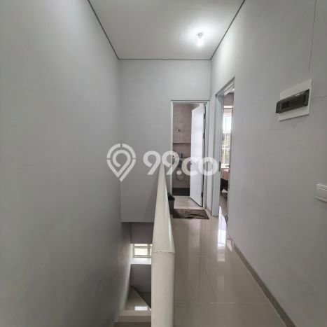 Rumah Sewa Surabaya LT 55m2 LB 77m2 Kawasan Wisata Bukit Mas Rumah Sewa Surabaya LT 55m2 LB 77m2 Kawasan Wisata Bukit Mas