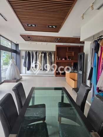 Area Ramai! Ruko Dijual di Kemayoran untuk Bisnis Luas Bangunan 220m2 Area Ramai! Ruko Dijual di Kemayoran untuk Bisnis Luas Bangunan 220m2