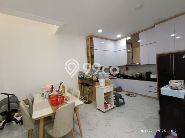 Rumah Mewah Dijual LT 90m2 di Kelapa Gading, Jakarta Utara Rumah Mewah Dijual LT 90m2 di Kelapa Gading, Jakarta Utara