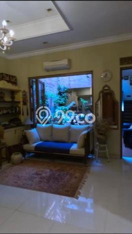 Siap Huni Rumah Mewah 9 Kamar di Kemayoran Dekat ke Mana Pun Siap Huni Rumah Mewah 9 Kamar di Kemayoran Dekat ke Mana Pun