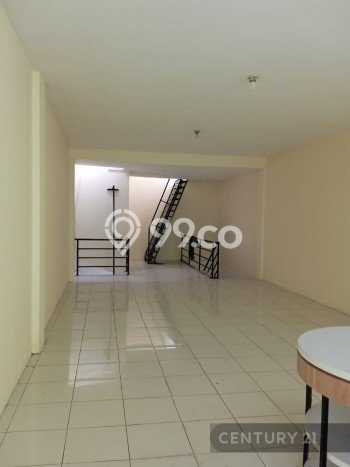 Unit Ruko Dijual di Kebayoran Lama Jakarta Selatan Luas Tanah 108m2, Luas Bangunan 189m2 Unit Ruko Dijual di Kebayoran Lama Jakarta Selatan Luas Tanah 108m2, Luas Bangunan 189m2