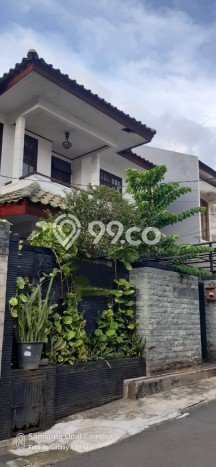 Siap Huni Hunian Elit 5 Kamar di Kebayoran Baru Dekat ke Mana Pun Siap Huni Hunian Elit 5 Kamar di Kebayoran Baru Dekat ke Mana Pun