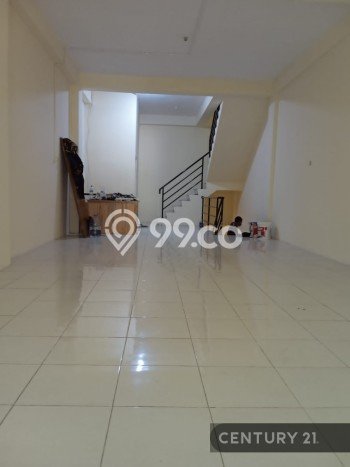 Unit Ruko Dijual di Kebayoran Lama Jakarta Selatan Luas Tanah 108m2, Luas Bangunan 189m2 Unit Ruko Dijual di Kebayoran Lama Jakarta Selatan Luas Tanah 108m2, Luas Bangunan 189m2