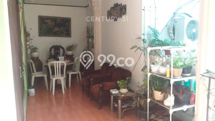 Dijual Rumah Luas Elegan Dengan View Eksklusif di Rawamangun, Jakarta Timur Dijual Rumah Luas Elegan Dengan View Eksklusif di Rawamangun, Jakarta Timur