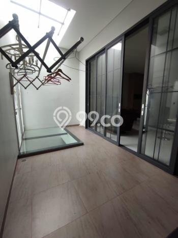 Rumah Luas Asri 2 KT Siap Huni di BSD City Tangerang Rumah Luas Asri 2 KT Siap Huni di BSD City Tangerang