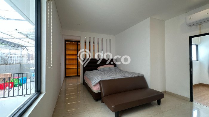 Rumah Elit Modern Siap Huni di Alam Sutera Tangerang Rumah Elit Modern Siap Huni di Alam Sutera Tangerang