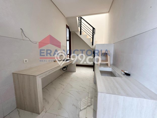 Rumah Bagus Siap Huni Di Blimbing Luas 200m2 Lokasi Strategis Rumah Bagus Siap Huni Di Blimbing Luas 200m2 Lokasi Strategis