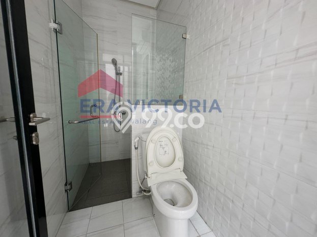Rumah Bagus Siap Huni Di Blimbing Luas 200m2 Lokasi Strategis Rumah Bagus Siap Huni Di Blimbing Luas 200m2 Lokasi Strategis