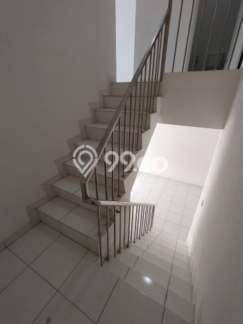Lokasi terbaik! Rumah siap huni disewakan di Pondok Aren LB 111m2 Lokasi terbaik! Rumah siap huni disewakan di Pondok Aren LB 111m2