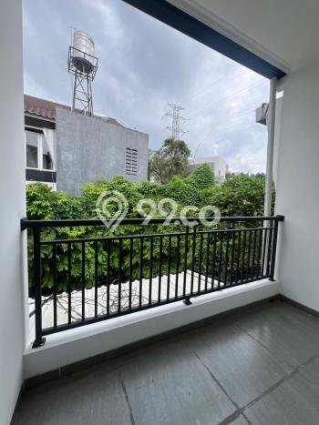 For Sale Rumah 4 Kamar Lokasi Ideal Nyaman dan Strategis di Ciputat For Sale Rumah 4 Kamar Lokasi Ideal Nyaman dan Strategis di Ciputat