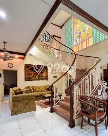 Hunian Super Elit dengan Akses Paling Strategis di Bintaro, Tangerang Selatan Hunian Super Elit dengan Akses Paling Strategis di Bintaro, Tangerang Selatan