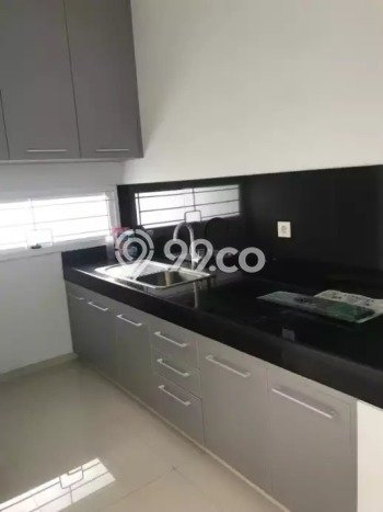 Rumah Luxury Modern Siap Huni di Bintaro Tangerang Selatan Rumah Luxury Modern Siap Huni di Bintaro Tangerang Selatan