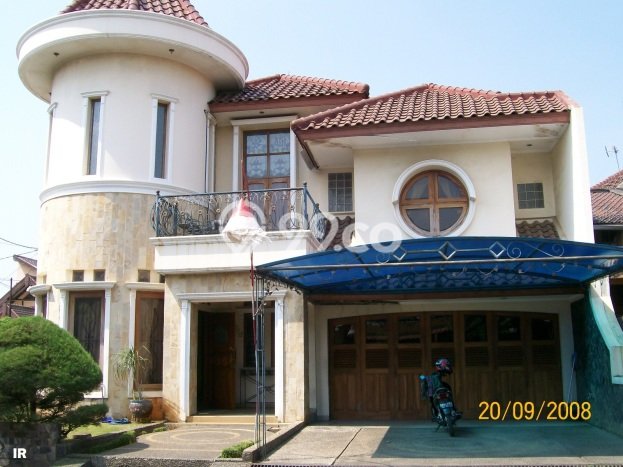 Hunian Mewah LB 335m2 Siap Pakai Desain Elegan di Jaka Sampurna, Bekasi Hunian Mewah LB 335m2 Siap Pakai Desain Elegan di Jaka Sampurna, Bekasi