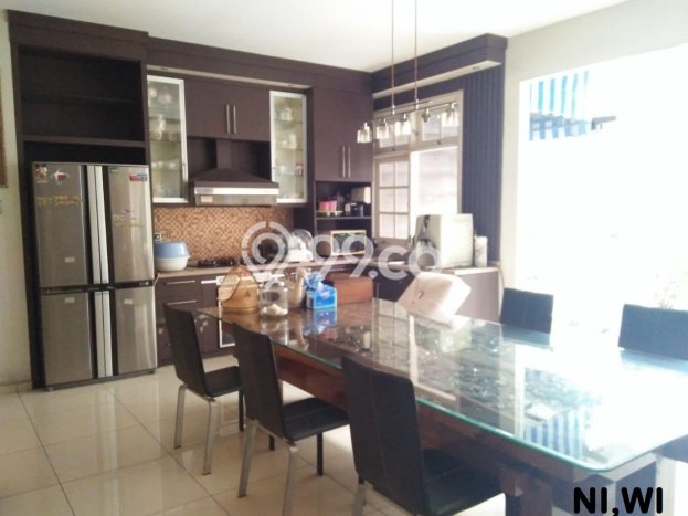 Ready to Use! Luxury House LT 375m2 Desain Modern di Cibubur Ready to Use! Luxury House LT 375m2 Desain Modern di Cibubur