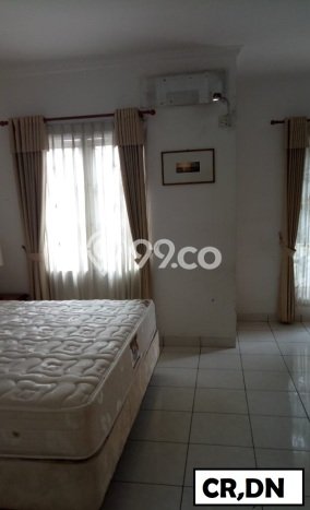 PENAWARAN TERBATAS! Rumah Berkualitas di Kota Wisata, Luas 200m² Bangunan 198m² PENAWARAN TERBATAS! Rumah Berkualitas di Kota Wisata, Luas 200m² Bangunan 198m²
