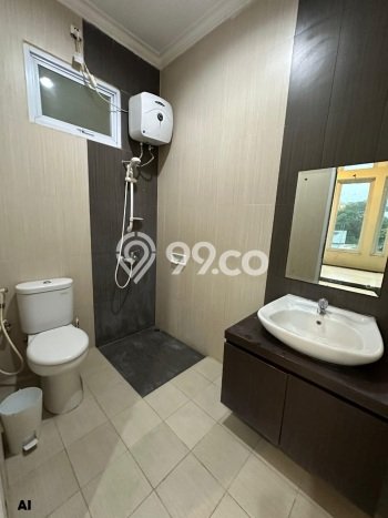 For Sale Hunian Rumah Nyaman 4 Kamar di Cibubur, Jakarta Timur For Sale Hunian Rumah Nyaman 4 Kamar di Cibubur, Jakarta Timur