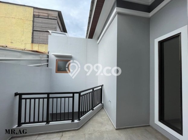 Rumah Luxury Modern Tanpa Renovasi di Cibubur Jakarta Timur Rumah Luxury Modern Tanpa Renovasi di Cibubur Jakarta Timur