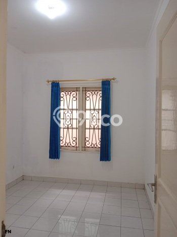 Disewakan! Rumah 2 Kamar Tidur &
1 Kamar Mandi di Cibubur, Jakarta Timur Disewakan! Rumah 2 Kamar Tidur &
1 Kamar Mandi di Cibubur, Jakarta Timur
